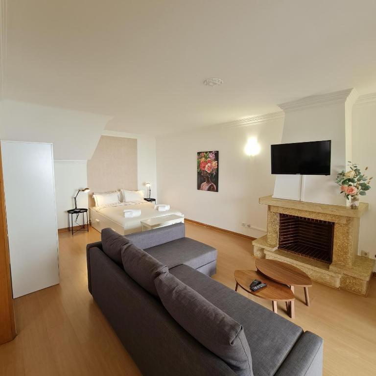 Kubata Hill Hotel Parede Ngoại thất bức ảnh