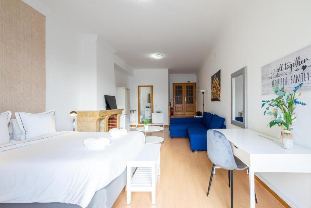 Kubata Hill Hotel Parede Ngoại thất bức ảnh