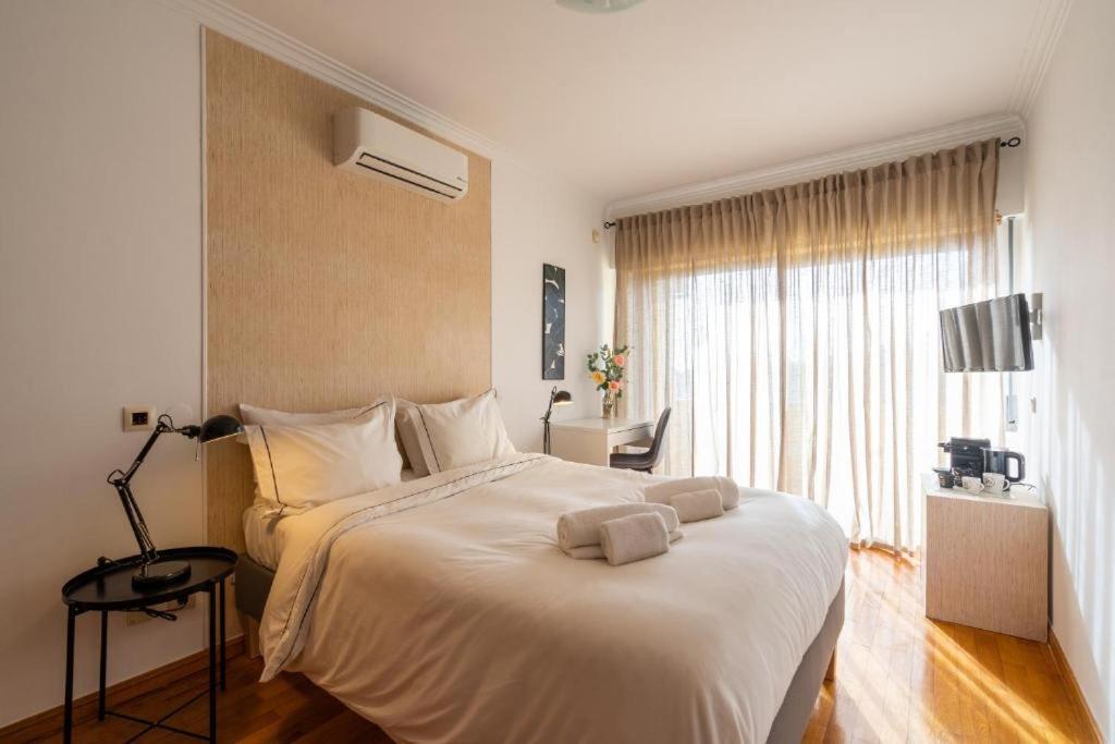 Kubata Hill Hotel Parede Ngoại thất bức ảnh